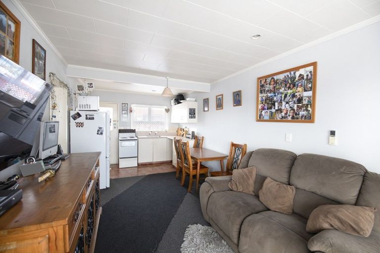 Photo of property in 10/376 Kennedy Road, Pirimai, Napier, 4112