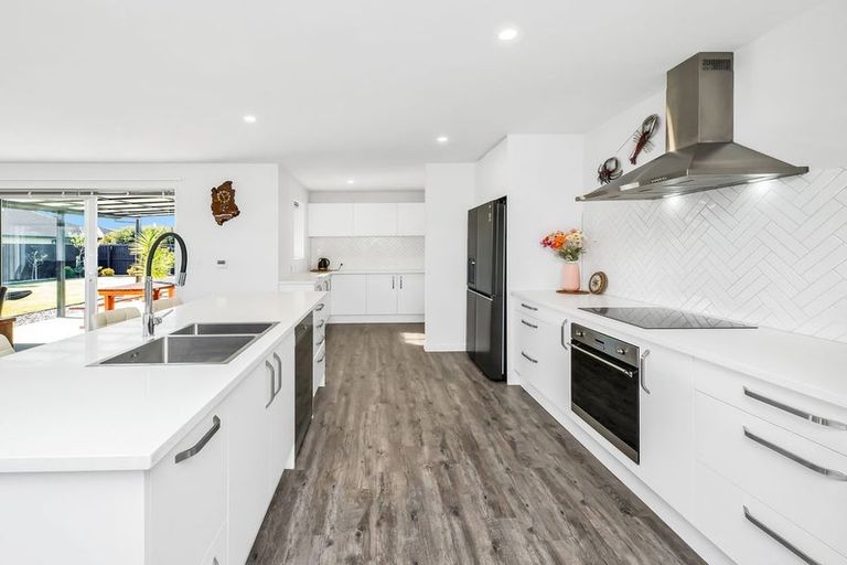 Photo of property in 10 Russell Lilley Drive, Rolleston, 7614