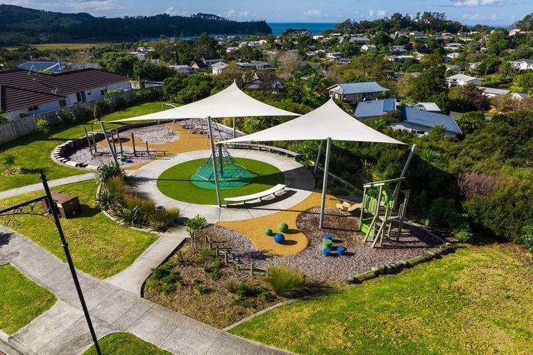 Photo of property in 31 Beachwood Drive, Hatfields Beach, Orewa, 0931