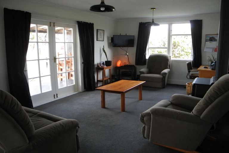 Photo of property in 17 Harris Street, Waimate, 7924