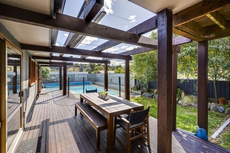 Photo of property in 54 Le Quesne Road, Bay View, Napier, 4104