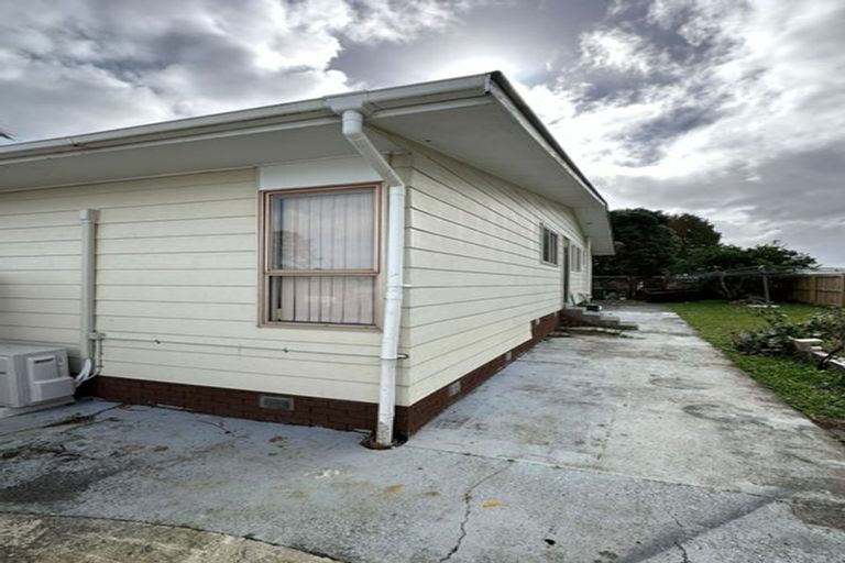 Photo of property in 180 Mahia Road, Wattle Downs, Auckland, 2103