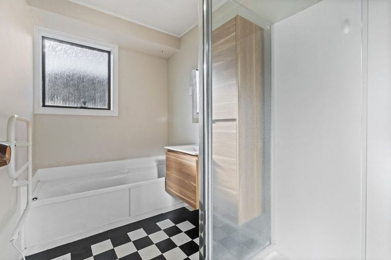 Photo of property in 3/76 Luanda Drive, Ranui, Auckland, 0612