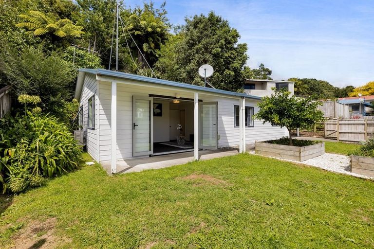 Photo of property in 31 Beaumont Crescent, Frankleigh Park, New Plymouth, 4310