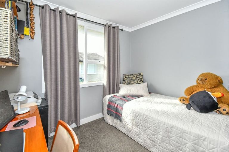 Photo of property in 23 Lachlan Place, Favona, Auckland, 2024