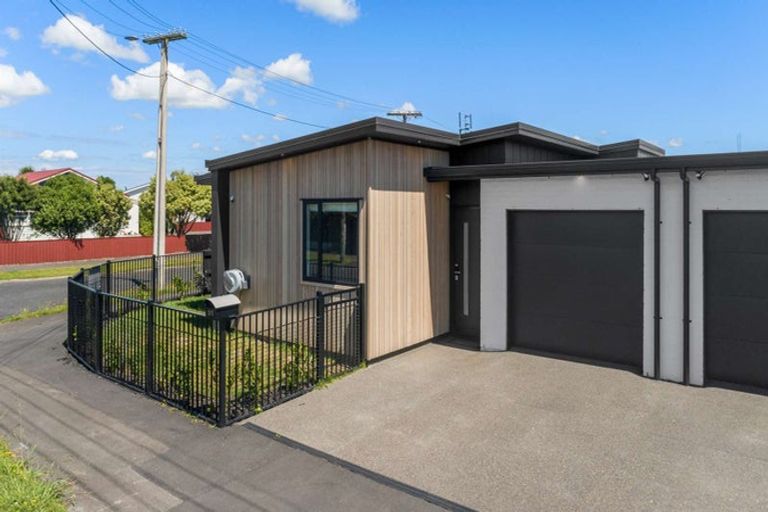 Photo of property in 2/5 Mears Road, Saint Andrews, Hamilton, 3200