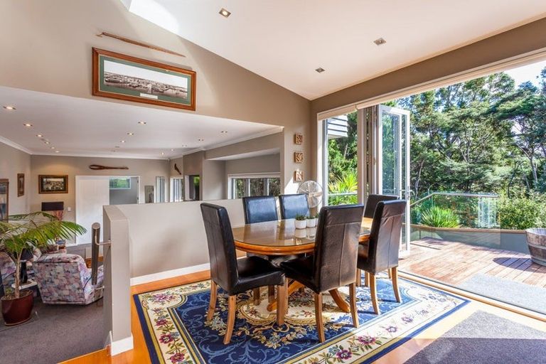 Photo of property in 111 Wirihana Road, Titirangi, Auckland, 0604