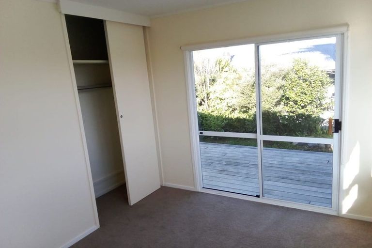 Photo of property in 12 Mountainview Terrace, Otaki Beach, Otaki, 5512