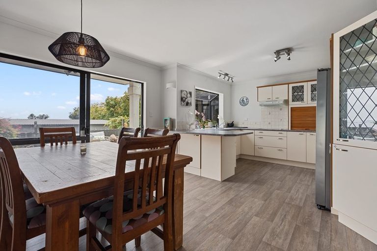 Photo of property in 198 Waitaha Road, Welcome Bay, Tauranga, 3112