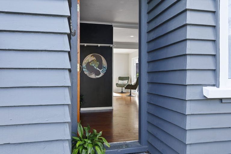 Photo of property in 230 Upper Harbour Drive, Greenhithe, Auckland, 0632