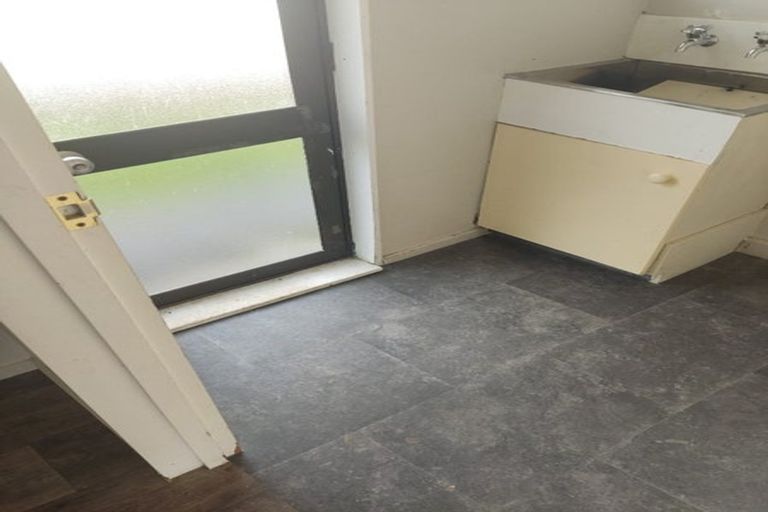 Photo of property in 30 Ngata Street, Palmerston North, 4410