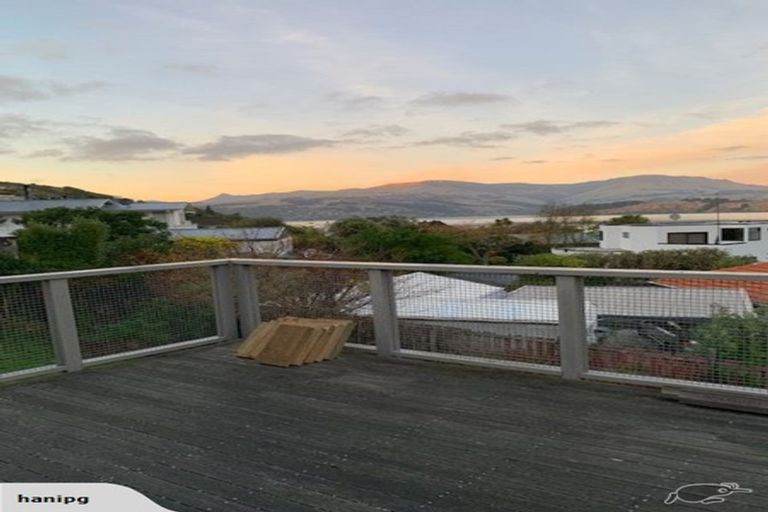 Photo of property in 9 Bayview Place, Cass Bay, Lyttelton, 8082