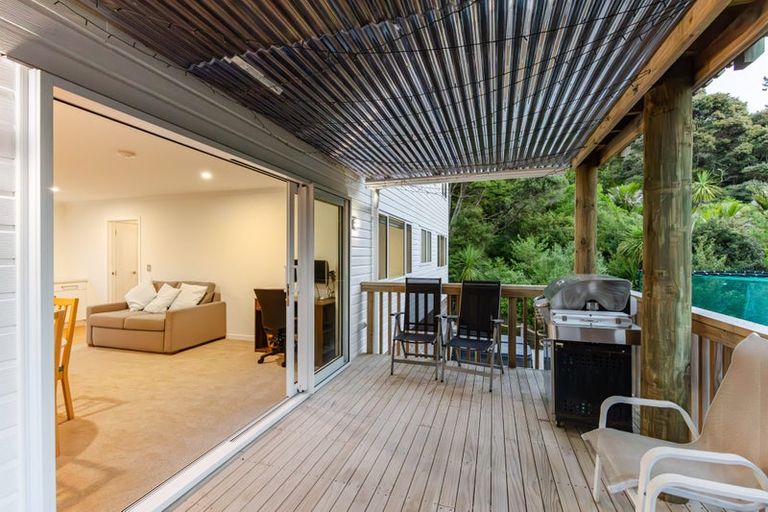 Photo of property in 339a Glenvar Road, Long Bay, Auckland, 0630