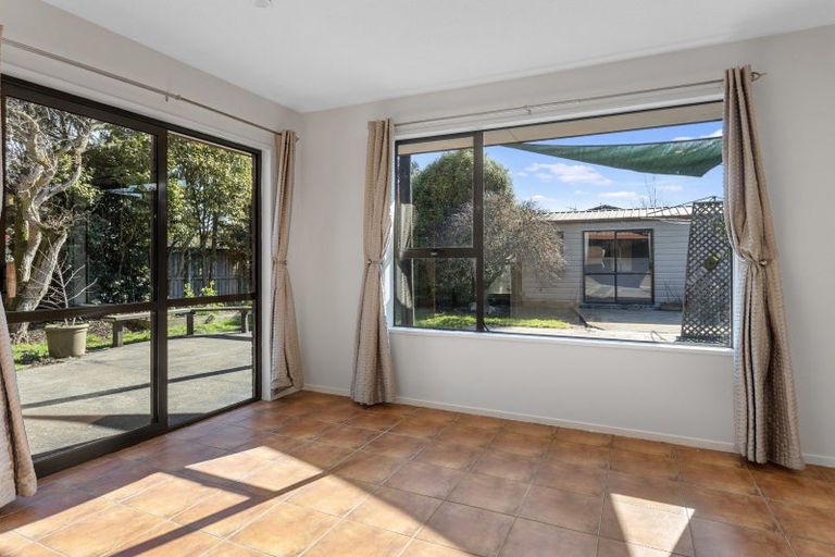 Photo of property in 8 Lacy Gate Place, Woodend, 7610