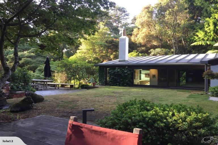 Photo of property in 86 Blue Mountains Road, Pinehaven, Upper Hutt, 5019