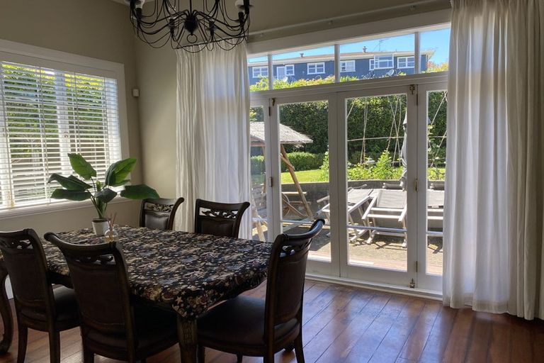 Photo of property in 34a Exmouth Road, Northcote, Auckland, 0627