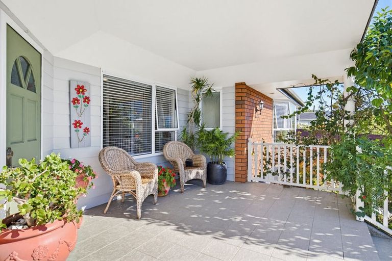 Photo of property in 76 Moana View Road, Waikawa, Picton, 7220