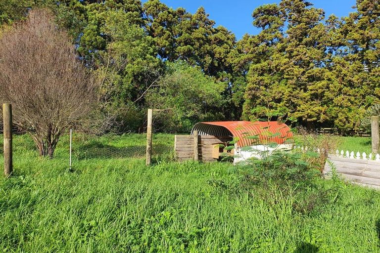 Photo of property in 475 State Highway 16, Kumeu, 0892