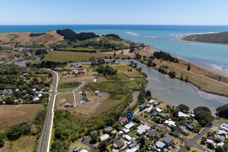 Photo of property in 33a Uenuku Avenue, Raglan, 3225