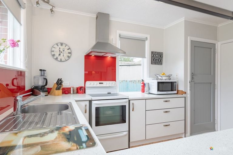 Photo of property in 41 Oxford Crescent, Ebdentown, Upper Hutt, 5018