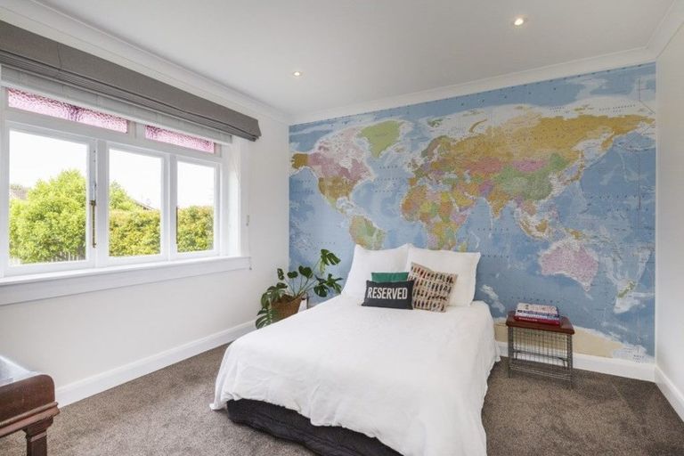 Photo of property in 17 Chelwood Street, Takaro, Palmerston North, 4412