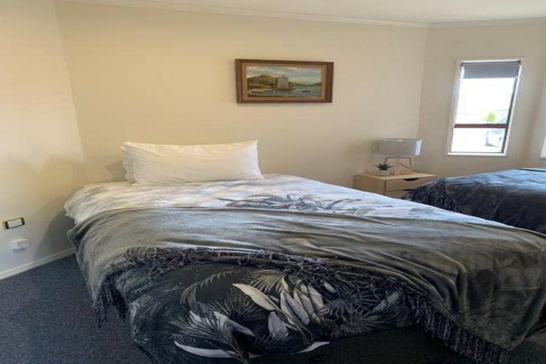 Photo of property in 18 Orchard Road, Wanaka, 9382