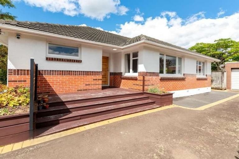 Photo of property in 5 Iris Grove, Trentham, Upper Hutt, 5018