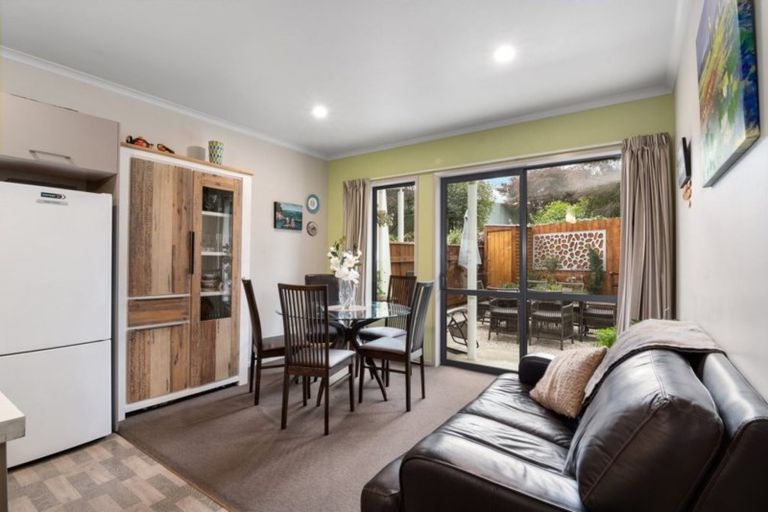 Photo of property in 19 Rochdale Way, Stoke, Nelson, 7011