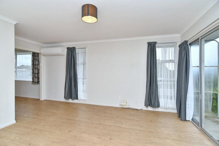 Photo of property in 1/70 Hawke Street, New Brighton, Christchurch, 8083