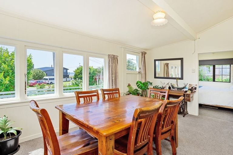 Photo of property in 3 Morton Street, Riverton/aparima, Riverton, 9822