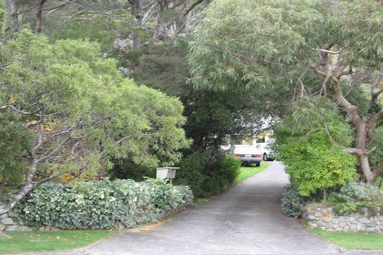 Photo of property in 7 Crawford Grove, Naenae, Lower Hutt, 5011