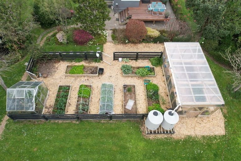 Photo of property in 51 Laward Road, Shannon, Palmerston North, 4474