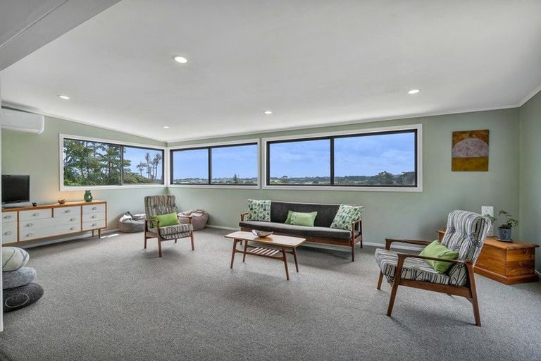 Photo of property in 57 Queens Road, Glen Avon, New Plymouth, 4312