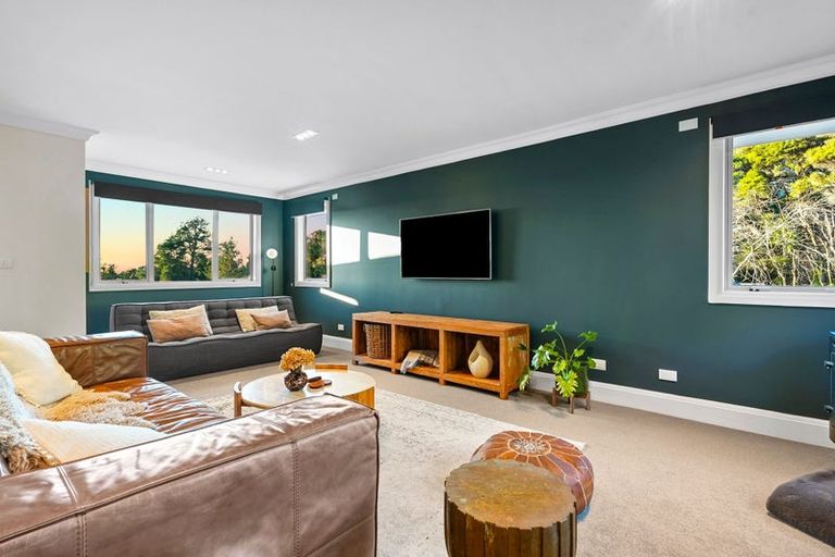 Photo of property in 1 Pearson Road, Whitford, Howick, 2571