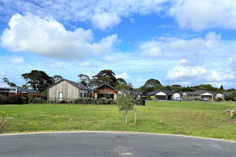 Photo of property in 3 Park Crescent, Mangawhai Heads, Mangawhai, 0505