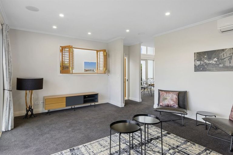 Photo of property in 19 Holmes Hanover Lane, Halswell, Christchurch, 8025