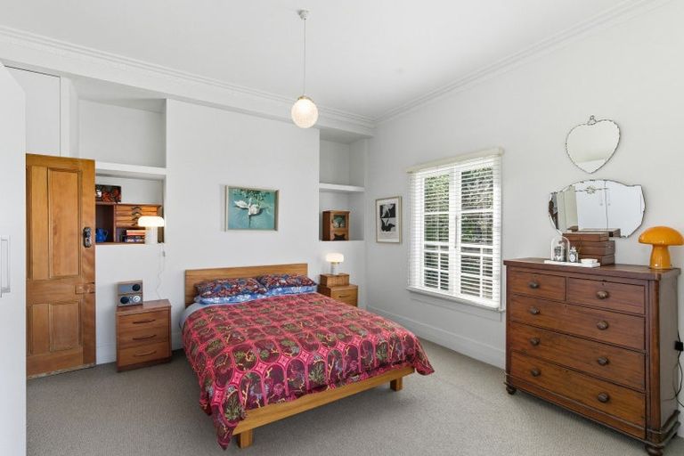 Photo of property in 7 Strathmore Crescent, Roslyn, Dunedin, 9010