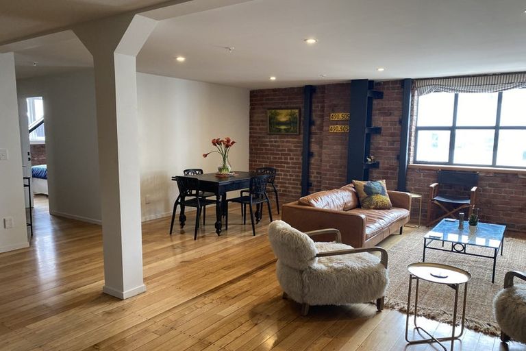 Photo of property in Bond Store Apartments, 8k Egmont Street, Te Aro, Wellington, 6011