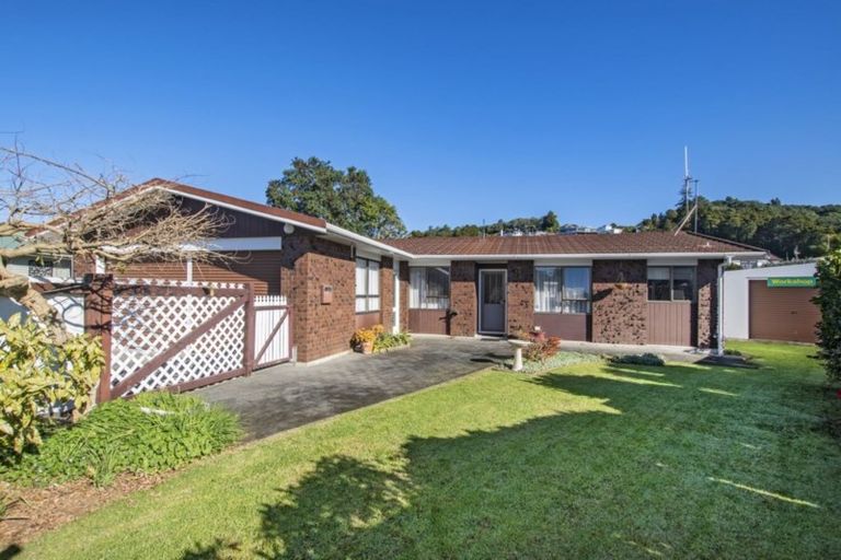 Photo of property in 12 Carr Street, Te Kamo, Whangarei, 0112