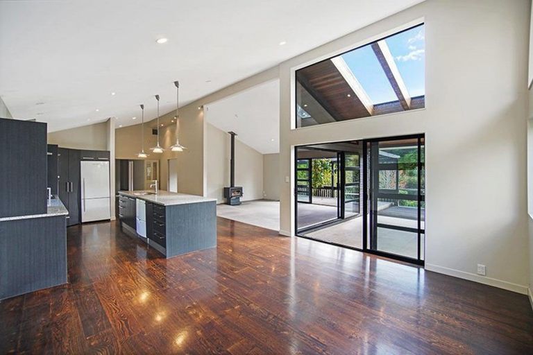 Photo of property in 35 Croft Lane, Riverhead, Albany, 0793