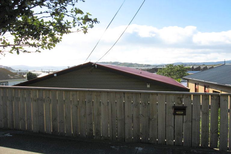 Photo of property in 3 Endeavour Street, Lyall Bay, Wellington, 6022