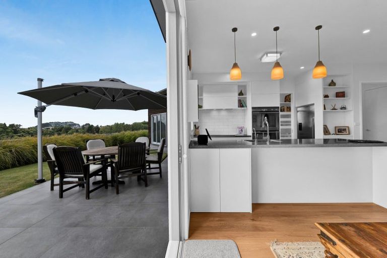 Photo of property in 25 Aderman Place, Hurworth, New Plymouth, 4310