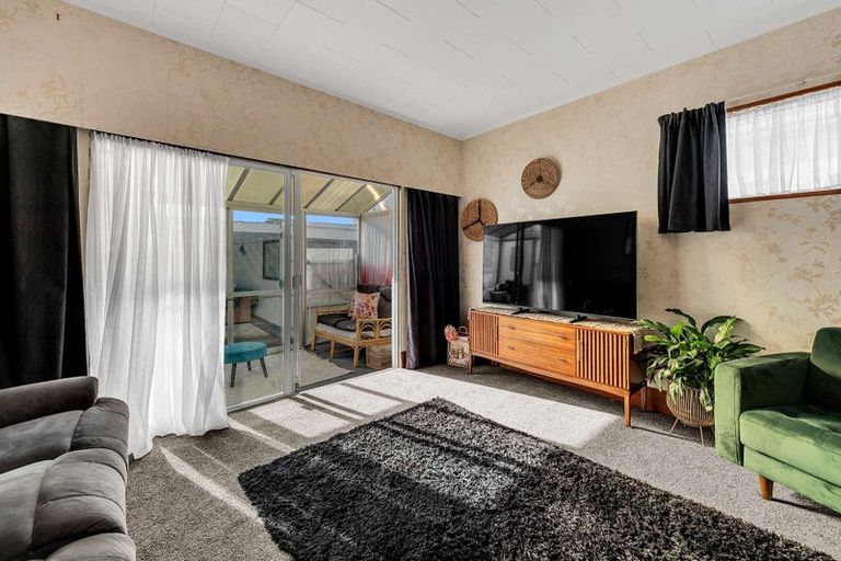 Photo of property in 16 Gloucester Street, Whanganui, 4500