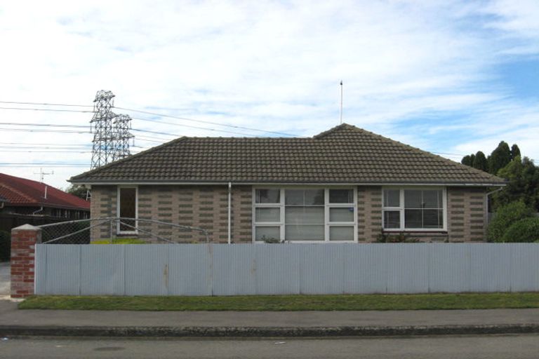 Photo of property in 60 Epsom Road, Sockburn, Christchurch, 8042