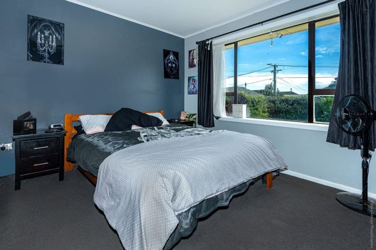 Photo of property in 230 Shortland Street, Aranui, Christchurch, 8061