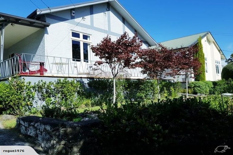Photo of property in 28 Malvern Road, Morningside, Auckland, 1022