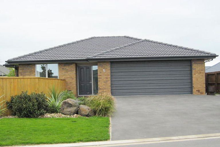 Photo of property in 5 Vasari Grange, Rolleston, 7614