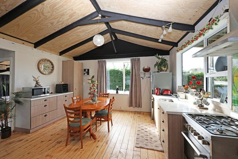 Photo of property in 98a Whiterocks Road, Deborah, Oamaru, 9492