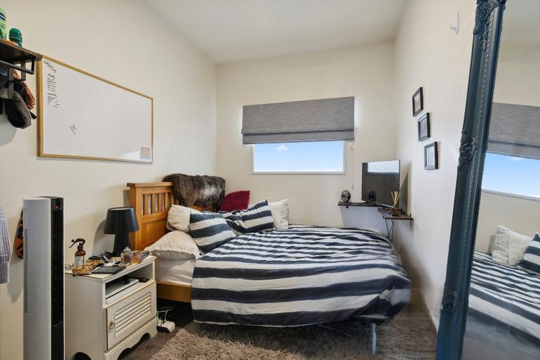 Photo of property in Stadium Garden Flats, 509/107 Thorndon Quay, Pipitea, Wellington, 6011