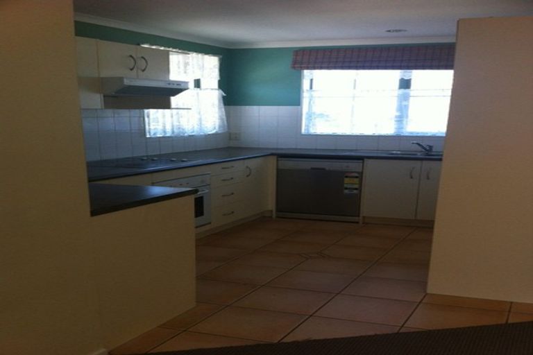 Photo of property in 3 Frederick Reece Drive, The Gardens, Auckland, 2105